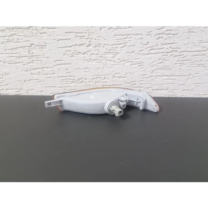 TOYOTA COROLLA ÖN TAMPON SİNYAL LAMBASI SOL SIFIR 1993-1998