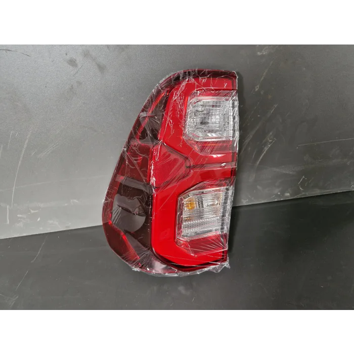 TOYOTA HİLUX SOL ARKA STOP DUYLU LEDLİ SIFIR 2021 2022 - 2025