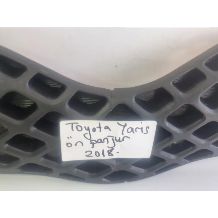 TOYOTA YARİS ÖN PANJUR 2003-2005