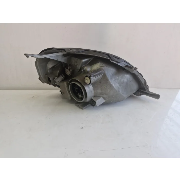 TOYOTA YARİS SOL ÖN FAR SİYAH 1999-2002 ÇIKMA