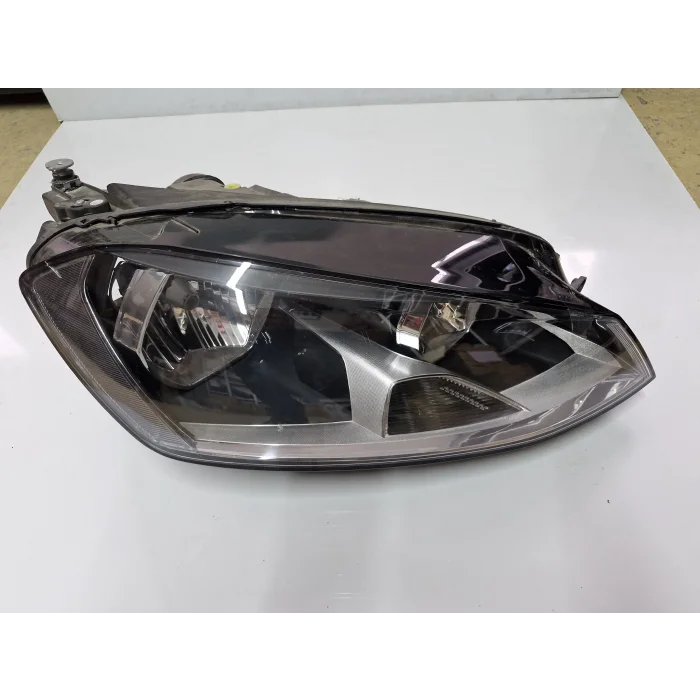 VOLKSWAGEN GOLF 7 SAĞ ÖN FAR 2012-2016 SIFIR AYARINDA
