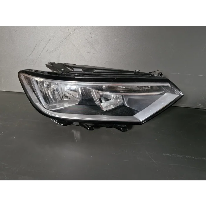 VOLKSWAGEN PASSAT B8 SAĞ ÖN FAR 2015-2019 SIFIR AYARINDA