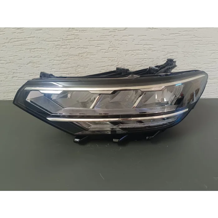 VOLKSWAGEN PASSAT B8,5 SOL ÖN FAR LEDLİ SIFIR 2010-2017