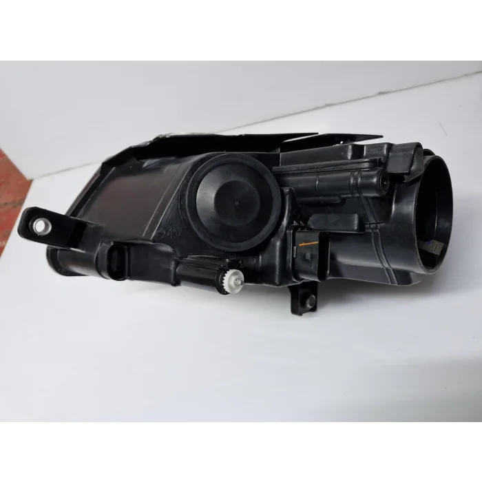 VOLKSWAGEN PASSAT SAĞ ÖN FAR 2006-2012 SIFIR AYARINDA