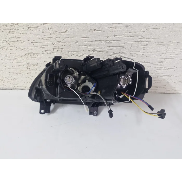 VOLKSWAGEN TOURAN CADDY SAĞ ÖN FAR MANUEL SIFIR 2003-2010
