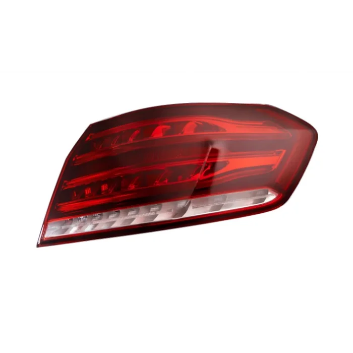 W212 E180 E200 SAĞ DIŞ STOP LAMBASI SIFIR 2013-2016