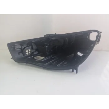AUDİ A4 B9 SOL FAR KASASI SIFIR 2016-2019