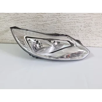 FORD FOCUS 3 SAĞ ÖN FAR BEYAZ ZEMİN SIFIR 2011-2017