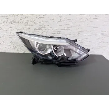 NİSSAN QASHQAİ SAĞ ÖN FAR ZENONSUZ LEDLİ MOTORLU SIFIR 2014-2017