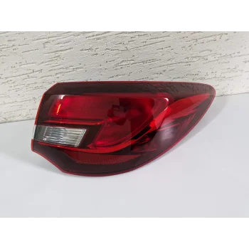 OPEL ASTRA J SEDAN SAĞ ARKA DIŞ STOP LAMBASI SIFIR 2014-2020