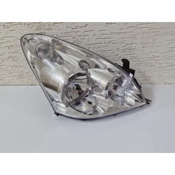 TOYOTA COROLLA VERSO SAĞ ÖN FAR MOTORLU SIFIR 2004-2008