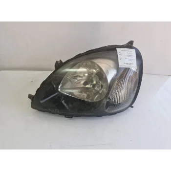 TOYOTA YARİS SOL ÖN FAR SİYAH 1999-2002 ÇIKMA