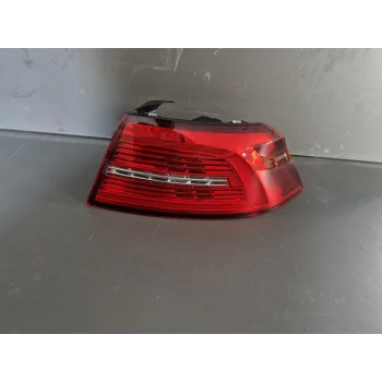 VOLKSWAGEN PASSAT B8 SAĞ DIŞ STOP LAMBASI LEDLİ SIFIR 2015-2018