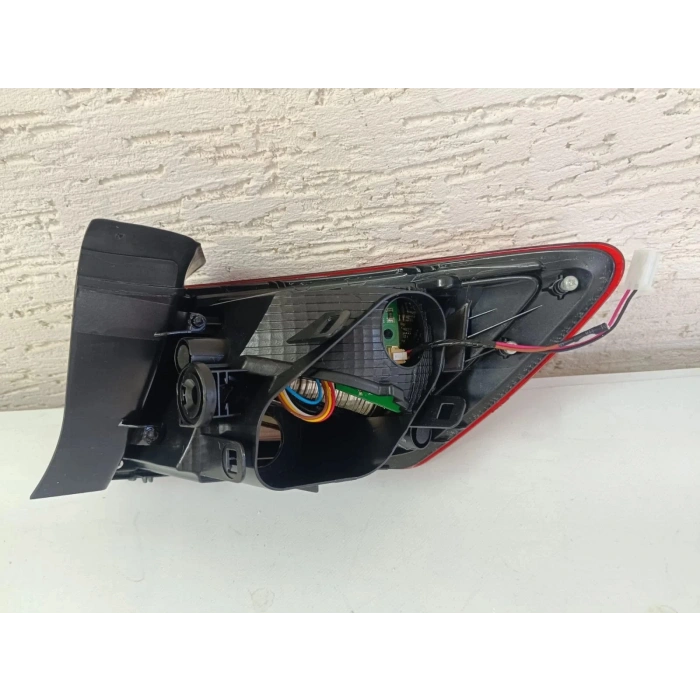 SEAT LEON SOL DIŞ STOP LAMBASI LEDLİ DUYSUZ SIFIR 2013-2016