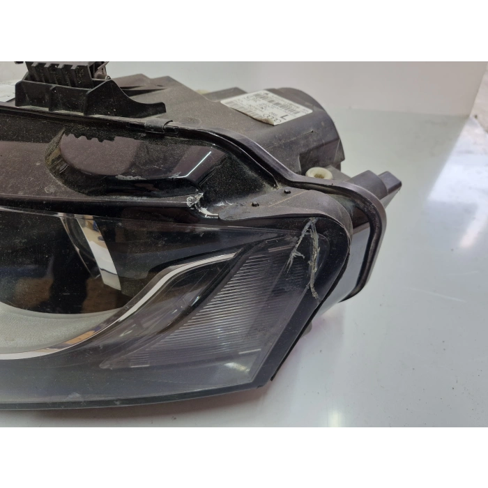 AUDİ A4 B8 ZENON SOL ÖN FAR LEDLİ ORJİNAL 2008-2011