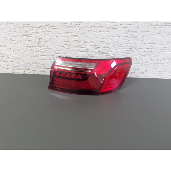 AUDİ A4 SAĞ ARKA DIŞ STOP LAMBASI MARELLİ SIFIR 2018-2021