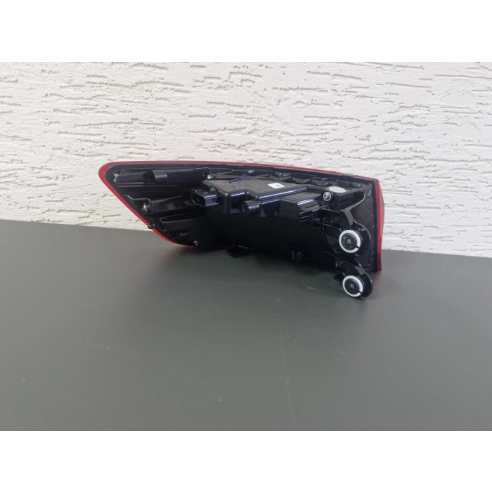 AUDİ A4 SAĞ ARKA DIŞ STOP LAMBASI MARELLİ SIFIR 2018-2021