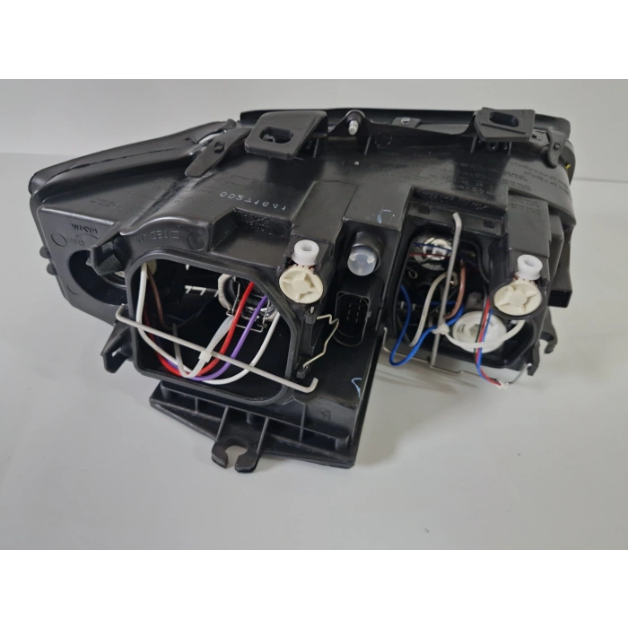 AUDİ A4 SOL ÖN FAR MOTORSUZ SIFIR 2001-2004