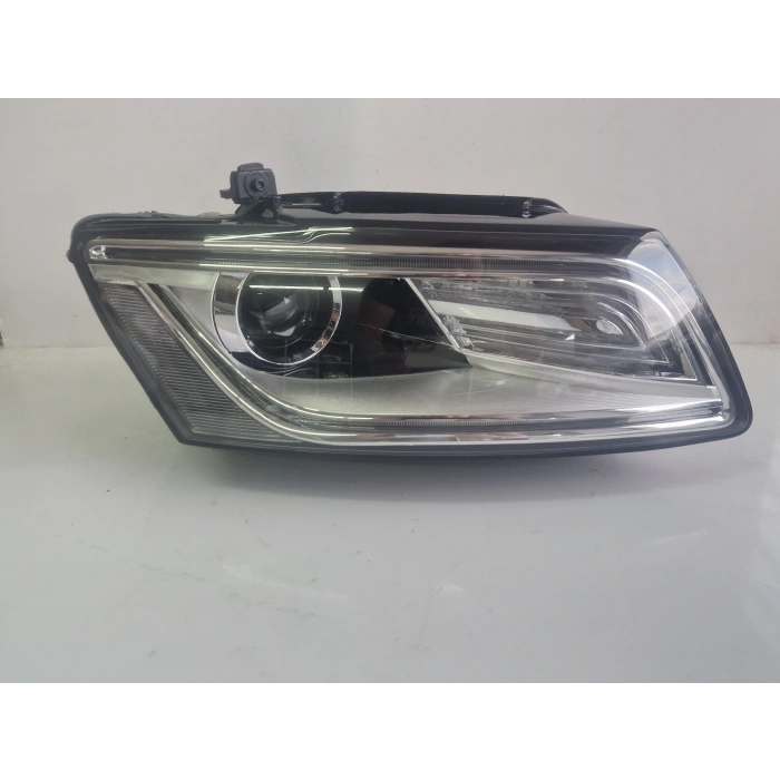 AUDİ Q5 SAĞ ÖN FAR DOLU BEYİNLER ÜZERİNDE SIFIR 2012-2017