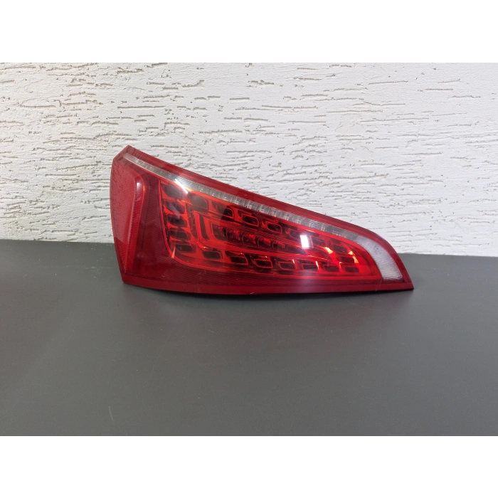 AUDİ Q5 SOL ARKA STOP LAMBASI ORJİNAL SÖKME 2008-2012