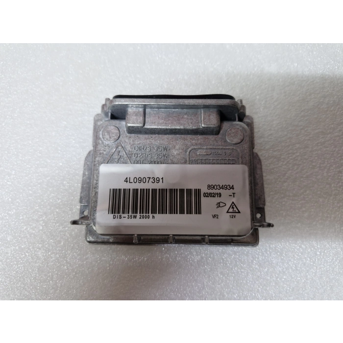 BMW 1 KASA E87 LCİ 116 FAR BEYNİ ORJİNAL SIFIR 2006-2012