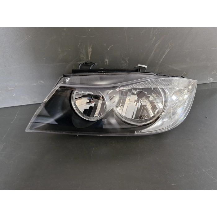 BMW 3 KASA E90 320 MERCEKSİZ SOL ÖN FAR SIFIR 2004-2008
