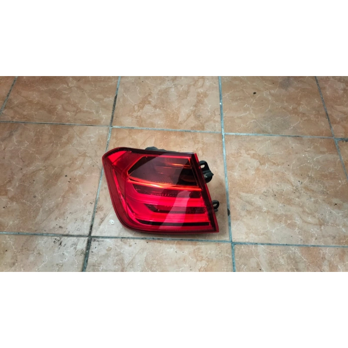 BMW 3 KASA F30 320 SOL ARKA STOP LAMBASI ORJİNAL HATASIZ 2011-13