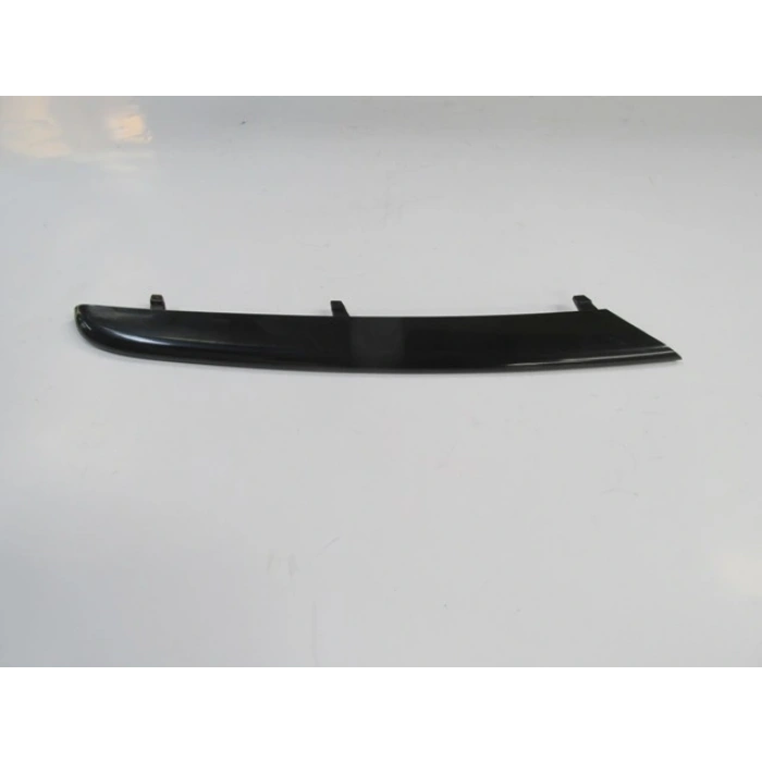 BMW 3 SERI- E90- 05/09; ÖN TAMPON PANJURU ÜST BANDI SAĞ SİYAH (TW)