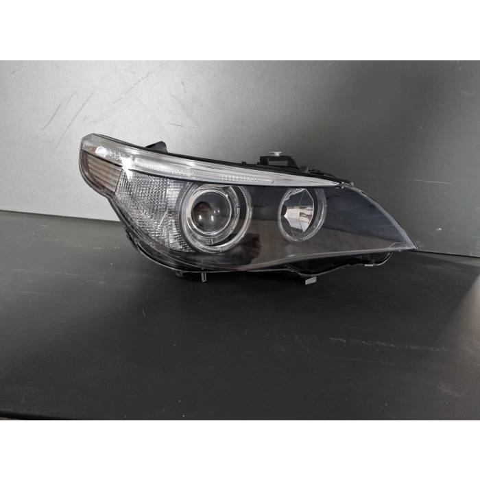 BMW 5 KASA E60 520 SAĞ ÖN FAR 2003-2007 SIFIR AYARINDA