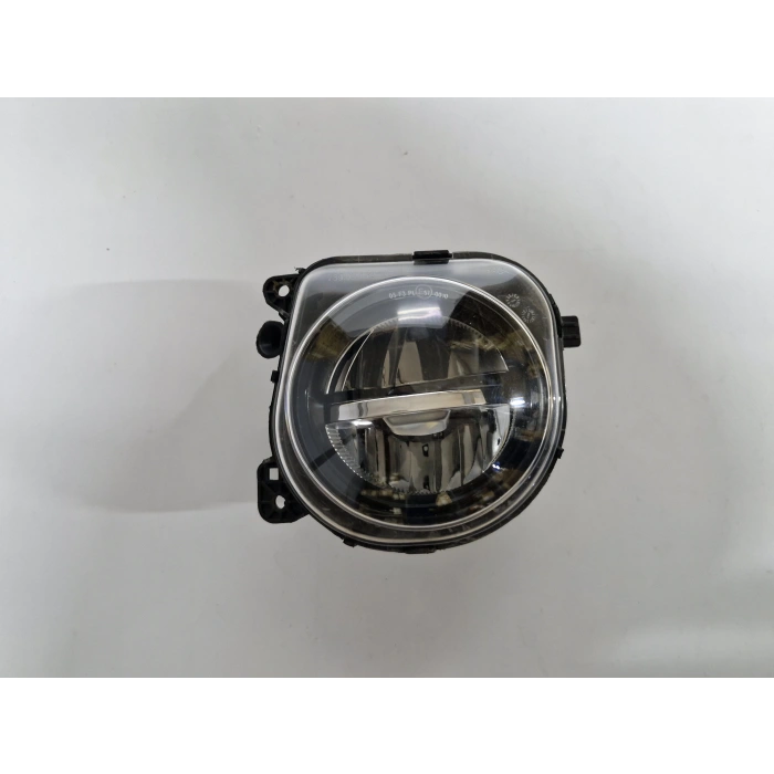 BMW F10 LCİ 520 SOL ÖN SİS FARI LEDLİ 2014-2017