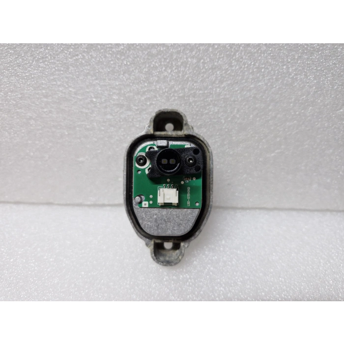 BMW F30 320 LCI FAR LED MODÜLÜ 3 PİN 2014-2018 ORJİNAL SÖKME