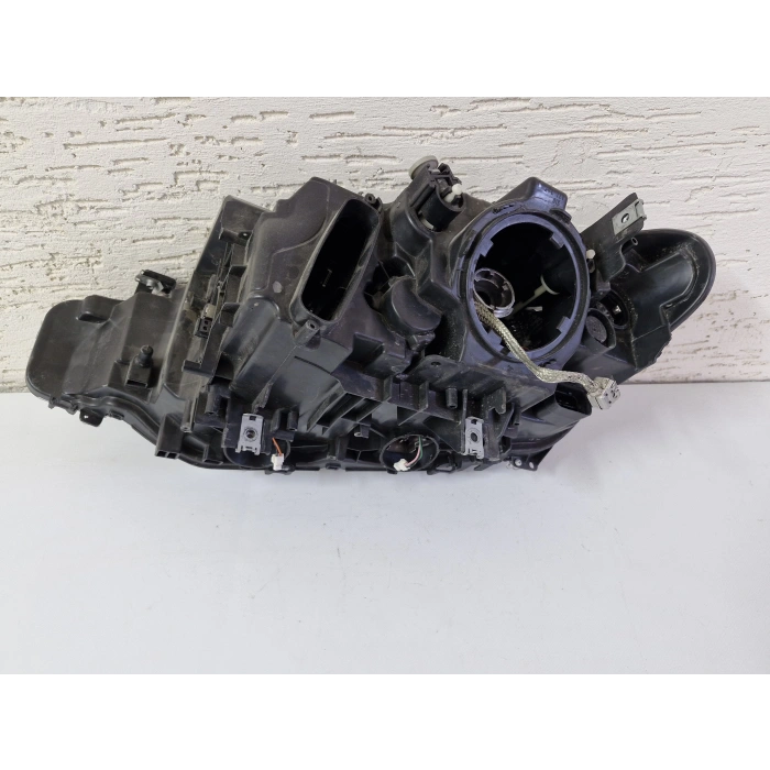 BMW F30 320 SAĞ ÖN FAR 2011-2013 SIFIR AYARINDA