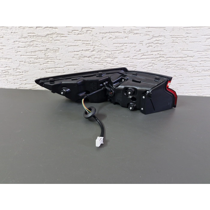 BYD SEAL-U SAĞ ARKA STOP LAMBASI SIFIR 2024-2026