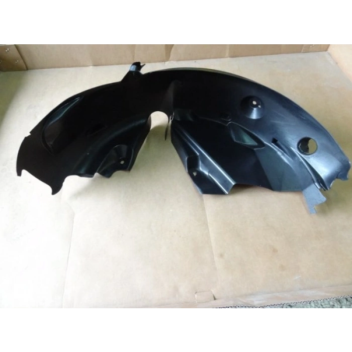 CAMURLUK DAVLUMBAZI ARKA SAG CLIO IV