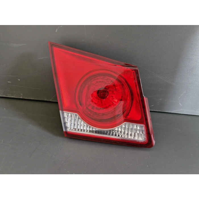 CHEVROLET CRUZE SOL ARKA İÇ STOP LAMBASI SIFIR 2009-2011