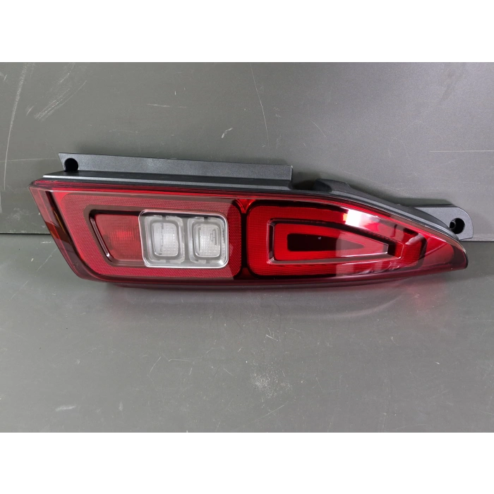 CİTROEN BERLİNGO PEUGEOT PARTNER SAĞ ARKA STOP SIFIR 2018-2022