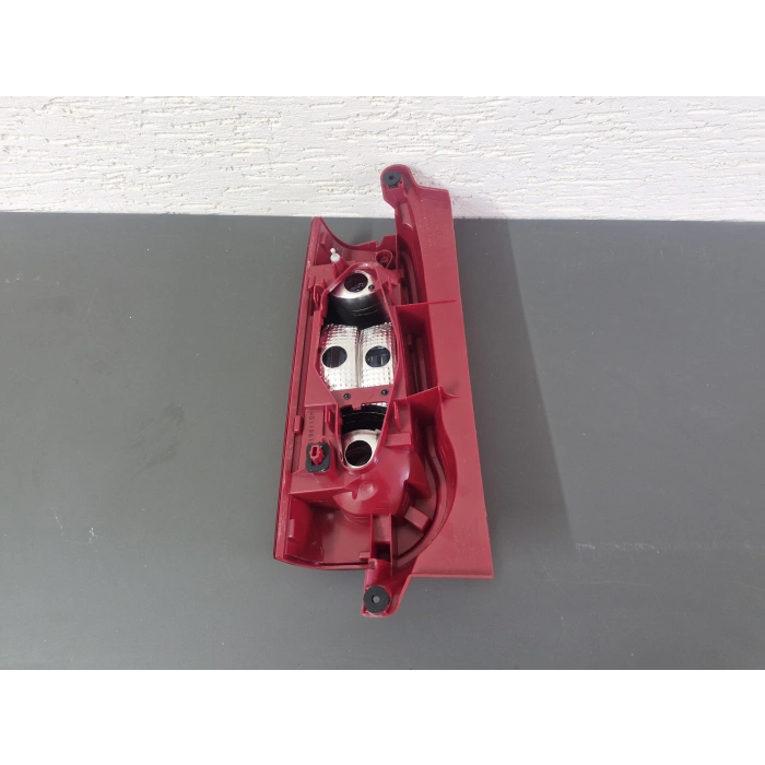 CİTROEN BERLİNGO SAĞ ARKA STOP LAMBASI ÇİFT KAPI SIFIR 2015-2018