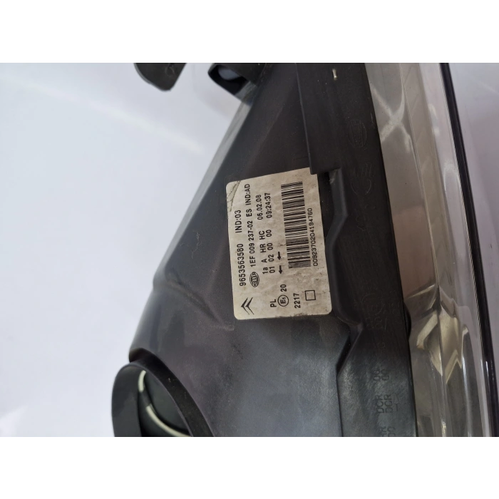 CİTROEN C4 PİCASSO SAĞ ÖN FAR SARI SİNYALLİ ORJİNAL 2006-2011