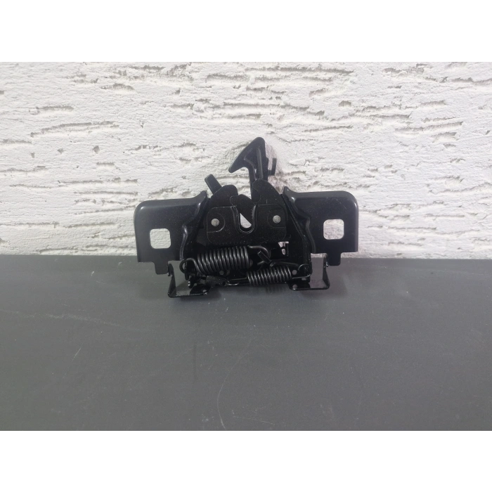 CLİO 4 LOGAN SANDERO KAPUT KİLİDİ MANUEL SIFIR