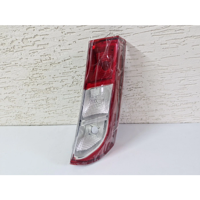 DACİA DOKKER SAĞ ARKA STOP LAMBASI SIFIR 2013-2020