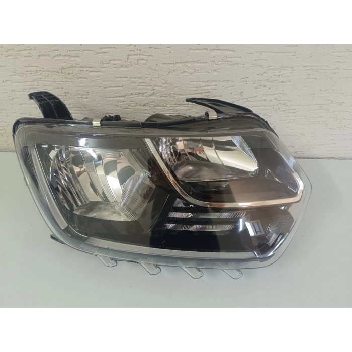 DACİA DUSTER 2 SAĞ ÖN FAR BEYİNLİ LEDLİ SIFIR 2017-2021