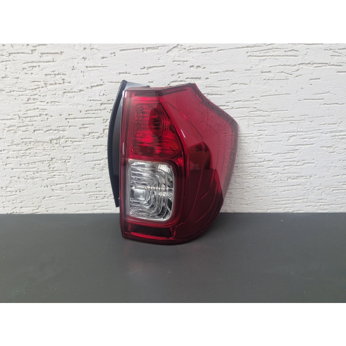 DACİA LOGAN MCV SAĞ ARKA STOP LAMBASI SIFIR 2014-2020