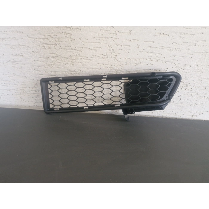 DACİA LOGAN ÖN TAMPON IZGARASI SAĞ SIFIR 2004-2008