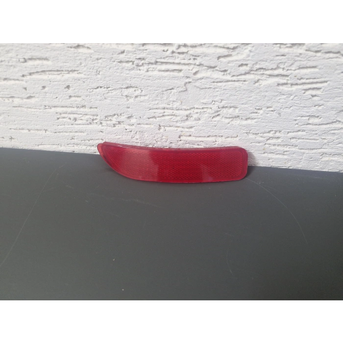 DACİA LOGAN SEDAN SAĞ ARKA TAMPON REFLEKTÖRÜ SIFIR 2009-2012