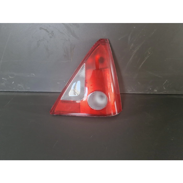 DACİA SOLENZA SAĞ ARKA STOP LAMBASI SIFIR 2004 2005