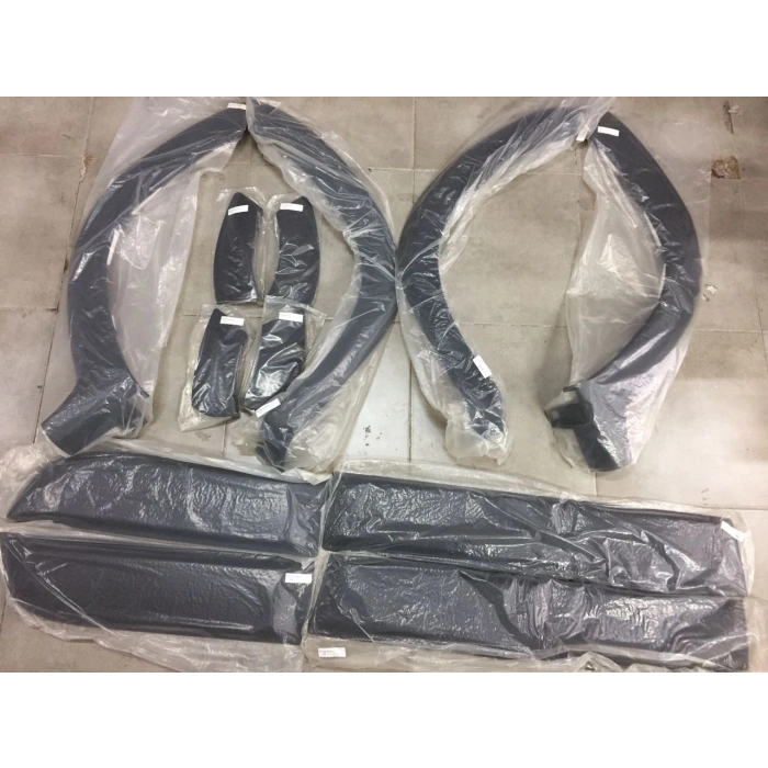 DODIK DUSTER 2009 - TAKIM ( KAPI BANDLARI DAHIL )