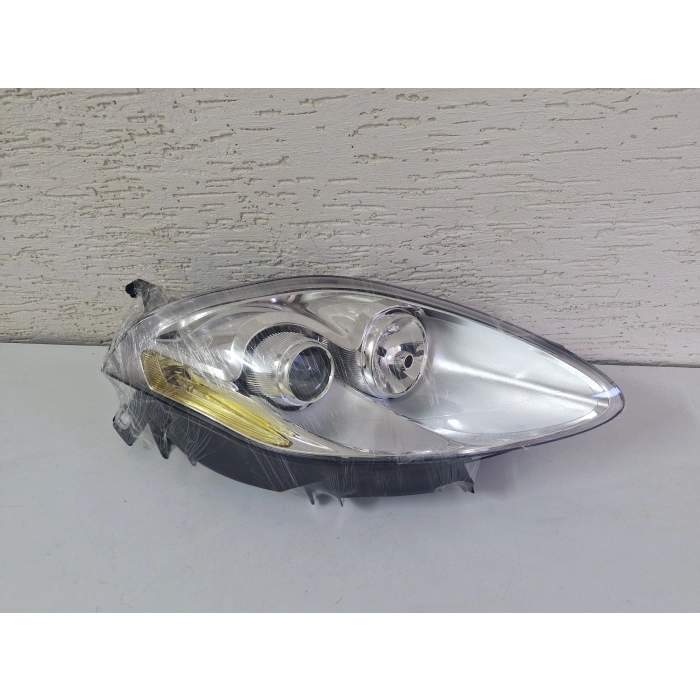 FİAT BRAVO SAĞ ÖN FAR MOTORLU KROM SIFIR 2006-2007