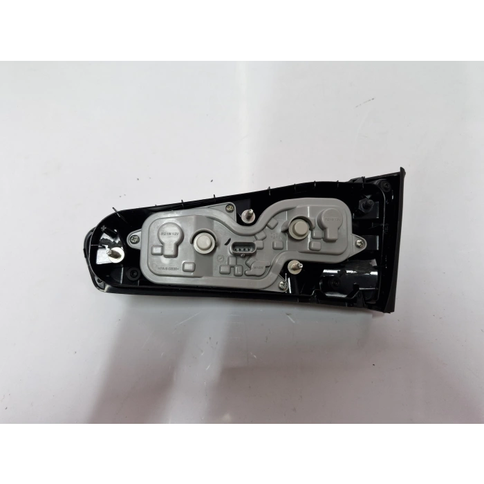 FİAT EGEA HB SOL BAGAJ İÇ STOP LAMBASI DUYLU ORJİNAL 2015-2020