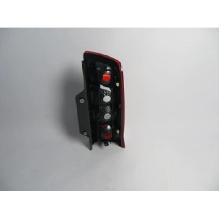 FIAT FIORINO- 08/24; STOP LAMBASI SOL KIRMIZI/BEYAZ (BAGAJ KAPAĞI YUKARIYA AÇILAN) (MARS) (E MARKLI)