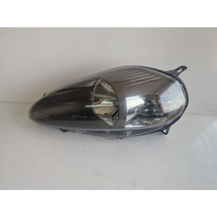FİAT GRANDE PUNTO SOL ÖN FAR MOTORLU GRİ SIFIR 2006-2008